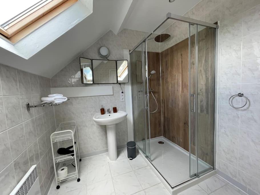 Gite Omaha 3 Etoiles - La Ferme Delaunay Saint-Come-du-Mont Exterior foto